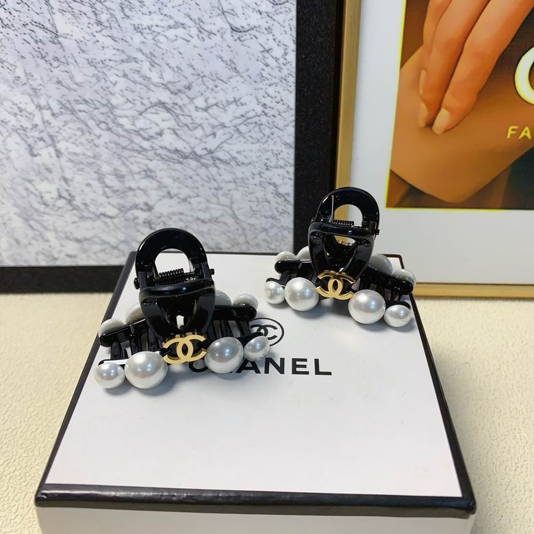 Chanel Hair Grab Clip  (4)